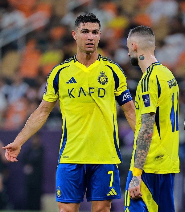 Al Hilal quyết đưa Messi đến Saudi Pro League bằng hợp đồng cực ‘khủng’, cạnh tranh Ronaldo Al Hilal quyết đưa Messi đến Saudi Pro League bằng hợp đồng cực ‘khủng’, cạnh tranh Ronaldo