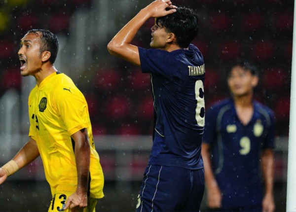 Bàn thắng phút 90+2 đưa U.23 Thái Lan đến VCK châu Á, ‘Malaysia bị loại vì… nhập tịch’ Bàn thắng phút 90+2 đưa U.23 Thái Lan đến VCK châu Á, ‘Malaysia bị loại vì… nhập tịch’