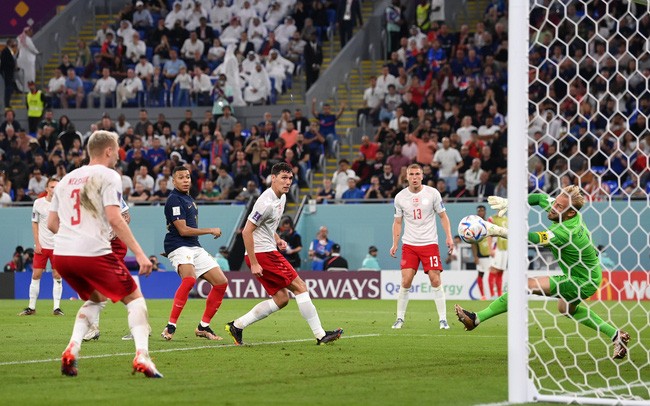 Bảng D World Cup 2022 - Pháp 2-1 Đan Mạch: Mbappe rực sáng, nhà ĐKVĐ sớm giành vé đi tiếp
