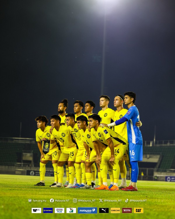 Báo Malaysia chê đội nhà chơi thiếu gắn kết, thắng Lào 3-0 nhưng chưa thuyết phục Báo Malaysia chê đội nhà chơi thiếu gắn kết, thắng Lào 3-0 nhưng chưa thuyết phục
