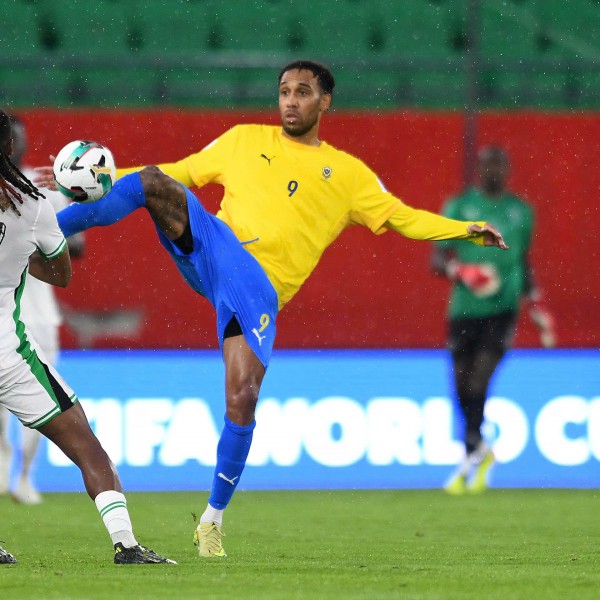 Chính phủ Gabon đình chỉ đội tuyển sau màn trình diễn 'xấu hổ', FIFA sẽ vào cuộc? Chính phủ Gabon đình chỉ đội tuyển sau màn trình diễn 'xấu hổ', FIFA sẽ vào cuộc?