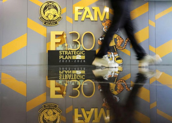 Chính phủ Malaysia trả lời Quốc hội về tình trạng nóng của FAM: Sợ FIFA trừng phạt nên sẽ…