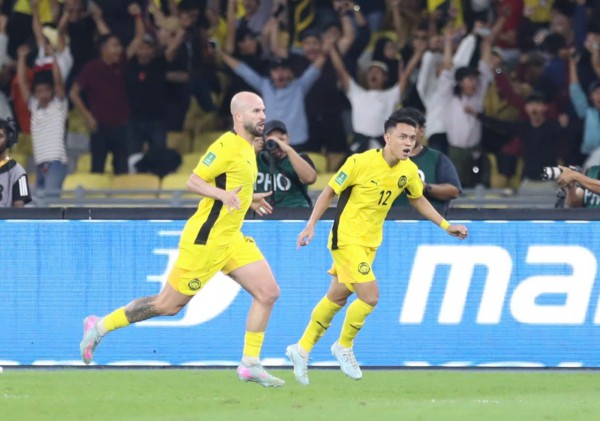 Có 2 ngôi sao chính hiệu Malaysia thế này, sao FAM phải 'đi đường tắt', nhập tịch lậu!