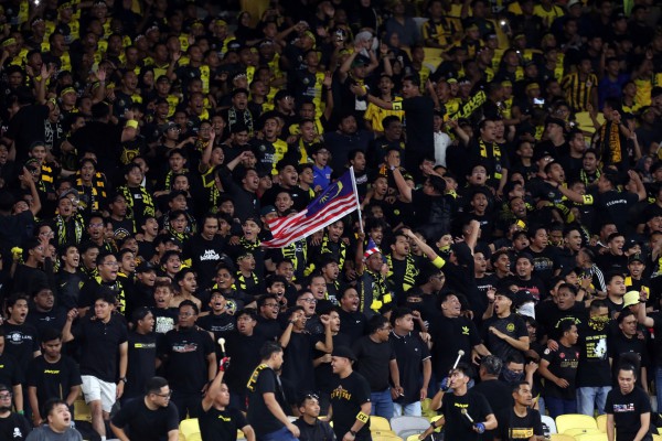 Có 2 ngôi sao chính hiệu Malaysia thế này, sao FAM phải 'đi đường tắt', nhập tịch lậu!