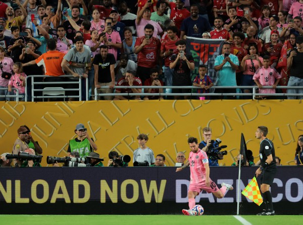 FIFA tiết lộ doanh thu ‘cực khủng’, xác nhận sự thay đổi lớn ở World Cup 2026 FIFA tiết lộ doanh thu ‘cực khủng’, xác nhận sự thay đổi lớn ở World Cup 2026