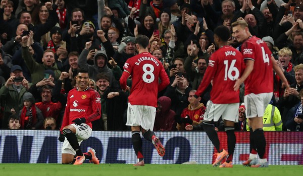 HLV Amorim hành động ‘lạ’ chưa từng thấy, M.U đè bẹp Brighton bằng lối đá khó tin