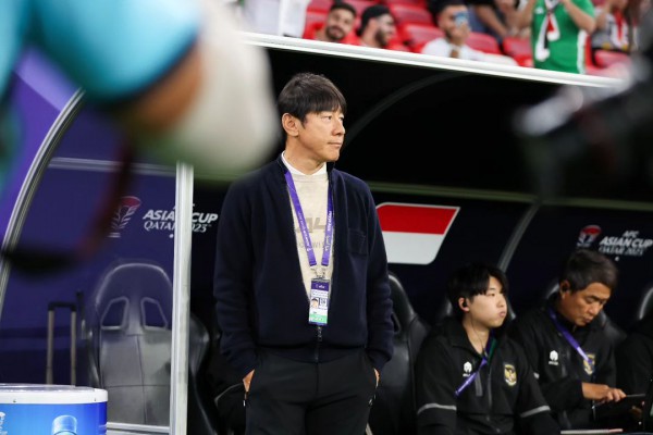 HLV Shin Tae-yong ra mắt đội tuyển Trung Quốc vào tháng 7, đụng độ ngay Hàn Quốc?