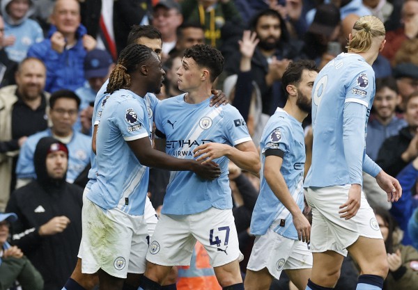 Haaland ‘dạy’ Sesko cách đá tiền đạo, Man City đè bẹp M.U: Chênh lệch đẳng cấp Haaland ‘dạy’ Sesko cách đá tiền đạo, Man City đè bẹp M.U: Chênh lệch đẳng cấp