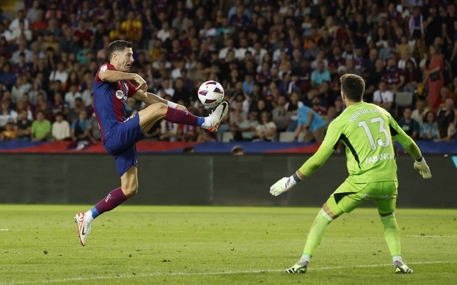 Kết quả bóng đá châu Âu đêm 23/9: Barca ngược dòng ngoạn mục, Man Utd tìm lại chiến thắng