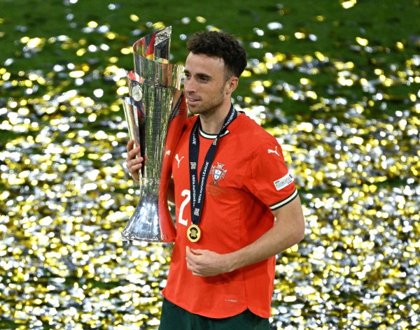 Lời nhắn cuối cùng của Diogo Jota gửi vợ được tiết lộ, UEFA sẽ làm điều đặc biệt Lời nhắn cuối cùng của Diogo Jota gửi vợ được tiết lộ, UEFA sẽ làm điều đặc biệt