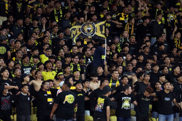 Luật sư FAM thuê bị công kích, huyền thoại Malaysia mong CĐV ngừng thức trắng đêm chờ FIFA Luật sư FAM thuê bị công kích, huyền thoại Malaysia mong CĐV ngừng thức trắng đêm chờ FIFA