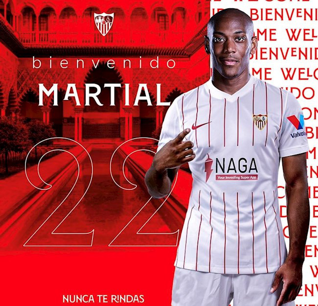 Martial chính thức gia nhập Sevilla