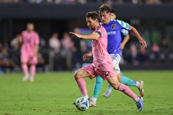 Messi sắp gia hạn nhiều năm với Inter Miami, Son Heung-min tiếp tục gây sốt MLS Messi sắp gia hạn nhiều năm với Inter Miami, Son Heung-min tiếp tục gây sốt MLS