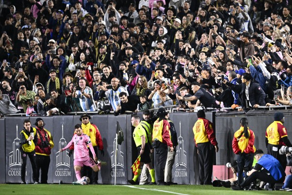 Messi sắp thi đấu sân lớn nhất sự nghiệp trước World Cup, sẽ làm được điều cực đặc biệt Messi sắp thi đấu sân lớn nhất sự nghiệp trước World Cup, sẽ làm được điều cực đặc biệt