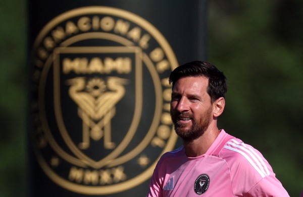 Messi tạo nên một đế chế cho Inter Miami và MLS, Ronaldo nhận hậu đãi không tưởng Messi tạo nên một đế chế cho Inter Miami và MLS, Ronaldo nhận hậu đãi không tưởng