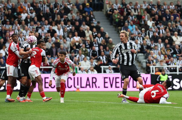 Newcastle thua đau Arsenal phút 90+6, tranh cãi cực gắt nổ ra: Trọng tài VAR ở đâu? Newcastle thua đau Arsenal phút 90+6, tranh cãi cực gắt nổ ra: Trọng tài VAR ở đâu?