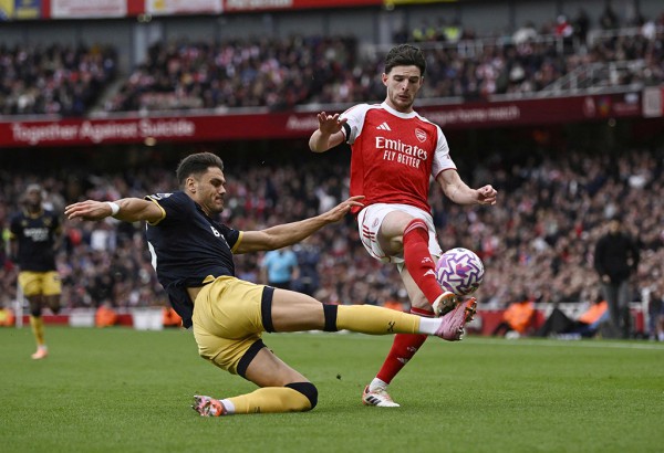 Ngoại hạng Anh: Khó cản bước 'Pháo thủ' Ngoại hạng Anh: Khó cản bước 'Pháo thủ'