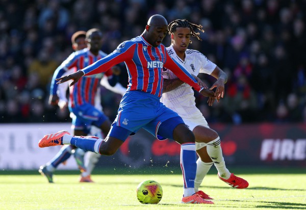 Nhận bàn thua vì ‘không cập nhật luật’, M.U vẫn ngược dòng ngoạn mục hạ Crystal Palace Nhận bàn thua vì ‘không cập nhật luật’, M.U vẫn ngược dòng ngoạn mục hạ Crystal Palace