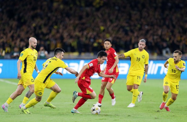 'Ranh giới' giữa FIFA và AFC trong vụ giả mạo hồ sơ nhập tịch Malaysia 'Ranh giới' giữa FIFA và AFC trong vụ giả mạo hồ sơ nhập tịch Malaysia