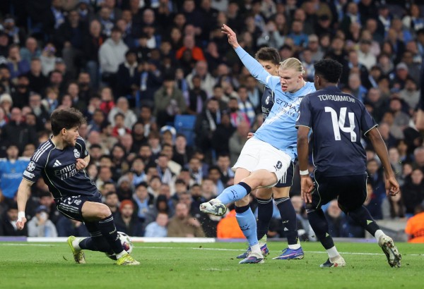 Real Madrid lần thứ 3 liên tiếp loại Man City, Arsenal đi tiếp nhờ thắng đẹp, Chelsea thất bại khó tin