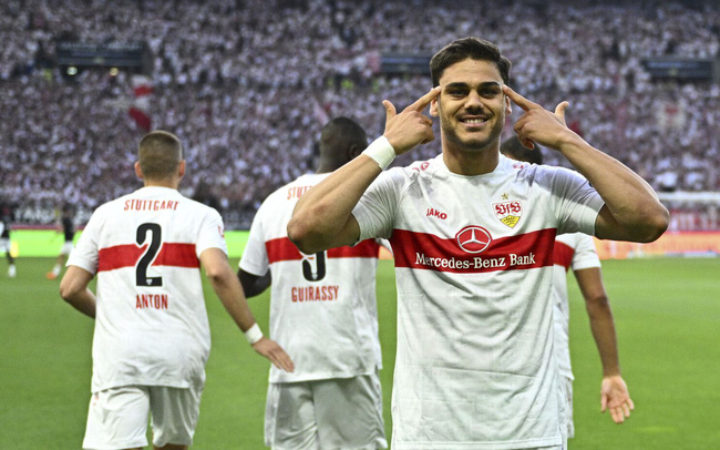 Stuttgart thắng ấn tượng trước Hamburg tại lượt đi trận play off thăng hạng Bundesliga