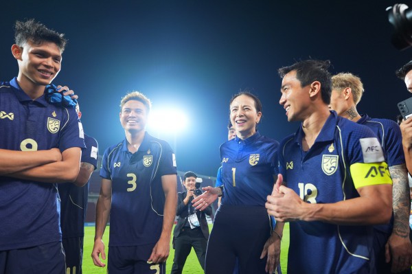 Thái Lan chốt xong kế hoạch nóng cho AFF Cup, Madam Pang tiết lộ suýt từ chức vì... Thái Lan chốt xong kế hoạch nóng cho AFF Cup, Madam Pang tiết lộ suýt từ chức vì...
