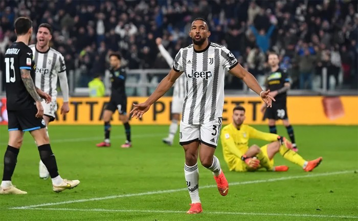 Thắng Lazio, Juventus vào bán kết Coppa Italia