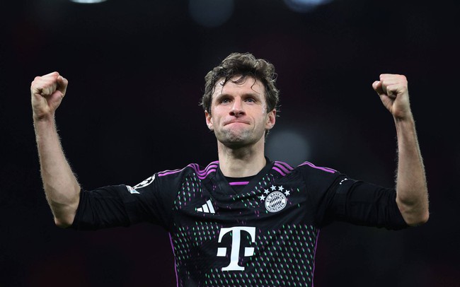 Thomas Muller tiếp tục gắn bó với Bayern Munich đến 2025