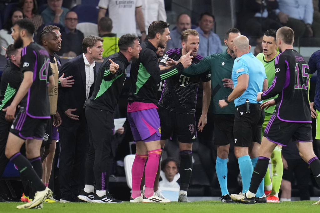 Trọng tài biên trận Real - Bayern lên tiếng xin lỗi HLV Tuchel