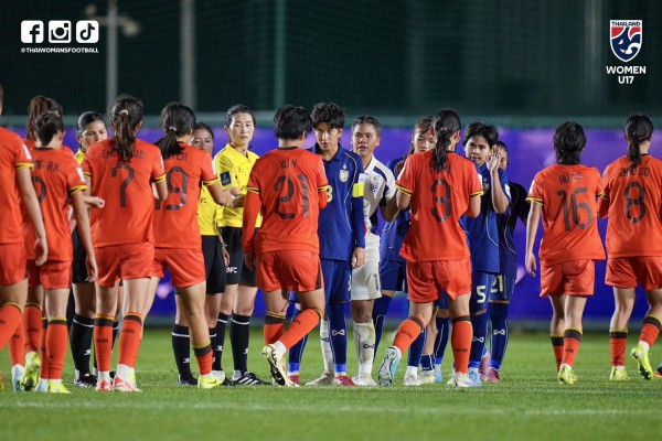 U.17 nữ Thái Lan bị chỉ trích vì thua đậm Trung Quốc 0-6, U.17 nữ Việt Nam được khen ngợi