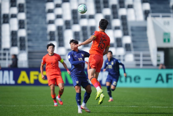 U.23 Thái Lan bị loại vì không thắng Trung Quốc, Úc giật vé đi tiếp khó tin: Đủ 8 đội vào tứ kết U.23 Thái Lan bị loại vì không thắng Trung Quốc, Úc giật vé đi tiếp khó tin: Đủ 8 đội vào tứ kết