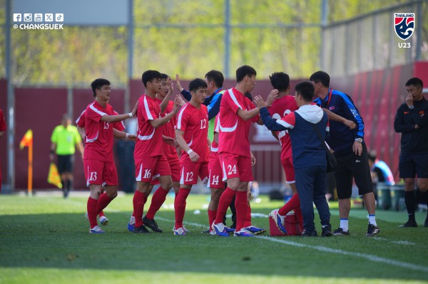 U.23 Thái Lan thua đậm U.23 Triều Tiên, chính thức hết cơ hội vô địch giải giao hữu Trung Quốc U.23 Thái Lan thua đậm U.23 Triều Tiên, chính thức hết cơ hội vô địch giải giao hữu Trung Quốc