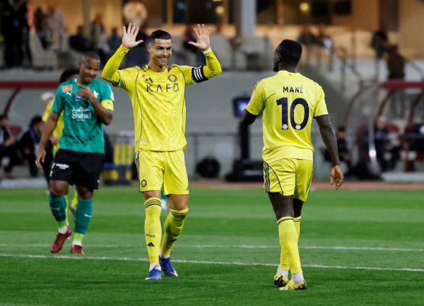 World Cup có Messi và Ronaldo, liệu Neymar phải ở nhà?