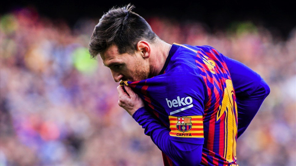 Xavi: Messi chắc chắn vẫn còn đủ khả năng để nâng tầm Barcelona