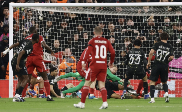 Yamal xuất sắc nhưng không thể cứu nổi Barca, Liverpool lại gây thất vọng: Atletico Madrid và PSG vào bán kết