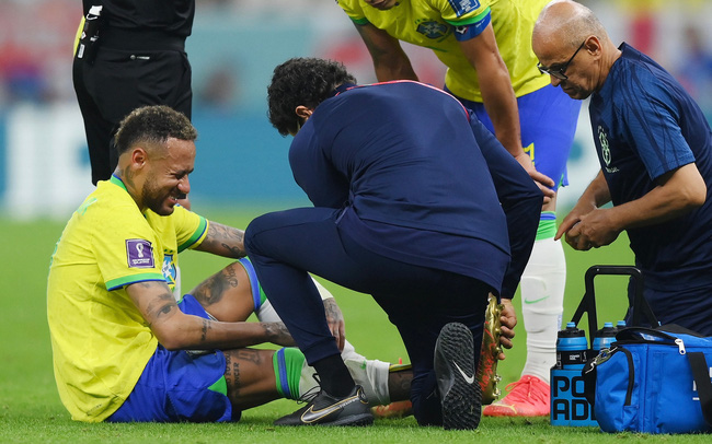 Đã rõ chuyện Neymar "hết cơ hội đá World Cup 2022"