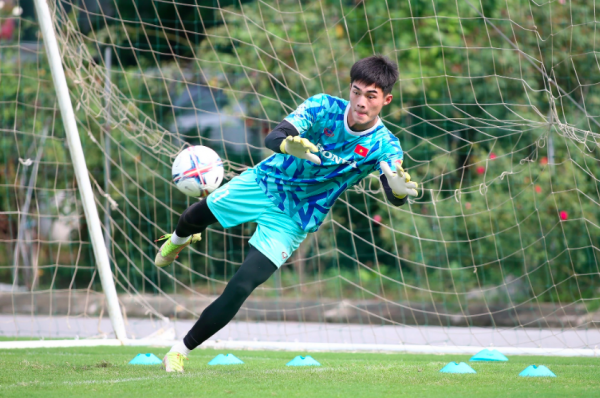 Ai sẽ là thủ môn số 1 của U.23 Việt Nam, thủ môn cao 1,91 m có mất suất? Ai sẽ là thủ môn số 1 của U.23 Việt Nam, thủ môn cao 1,91 m có mất suất?