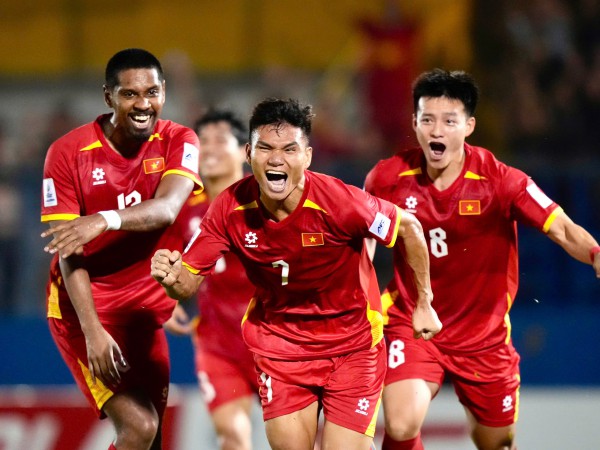 Bảng xếp hạng vòng loại Asian Cup mới nhất: Đội tuyển Việt Nam tốp 2, bám đuổi quyết liệt Malaysia Bảng xếp hạng vòng loại Asian Cup mới nhất: Đội tuyển Việt Nam tốp 2, bám đuổi quyết liệt Malaysia
