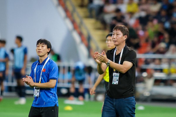 Báo Indonesia bất ngờ nhắc về HLV Kim Sang-sik: Việt Nam vượt trội Indonesia Báo Indonesia bất ngờ nhắc về HLV Kim Sang-sik: Việt Nam vượt trội Indonesia