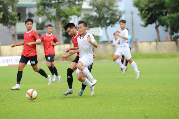 'Báu vật' của bầu Đức ghi bàn, HAGL thẳng tiến vào vòng chung kết U.21 'Báu vật' của bầu Đức ghi bàn, HAGL thẳng tiến vào vòng chung kết U.21