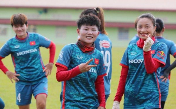 Bích Thuỳ quyết tâm thi đấu với tuyển nữ Myanmar