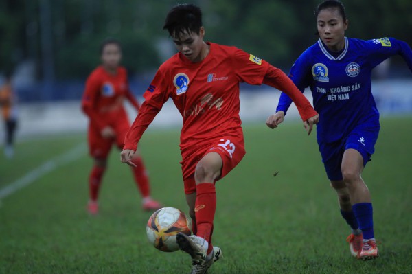 Bích Thùy vô lê đẳng cấp, CLB nữ Thái Nguyên vẫn mất vị trí tốp 3 chung cuộc Bích Thùy vô lê đẳng cấp, CLB nữ Thái Nguyên vẫn mất vị trí tốp 3 chung cuộc