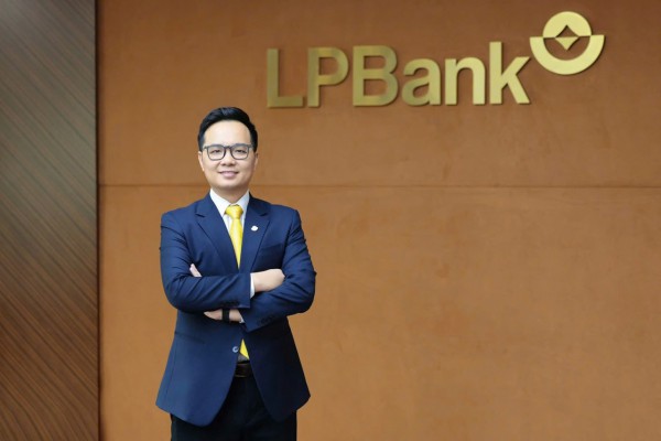 Biên tập viên Quang Việt nhận nhiệm vụ mới