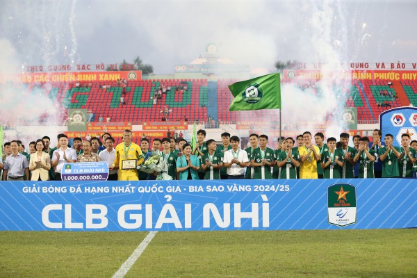 CLB Bình Phước: Công Phượng quyết thêm suất V-League cho bóng đá miền Nam CLB Bình Phước: Công Phượng quyết thêm suất V-League cho bóng đá miền Nam