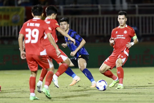 CLB CA TP.HCM hồi sinh ngọn lửa trên khán đài sân Thống Nhất! CLB CA TP.HCM hồi sinh ngọn lửa trên khán đài sân Thống Nhất!