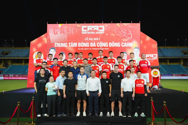 CLB CAHN có bước đi quan trọng, Quang Hải cùng Nguyễn Filip rạng rỡ có mặt CLB CAHN có bước đi quan trọng, Quang Hải cùng Nguyễn Filip rạng rỡ có mặt