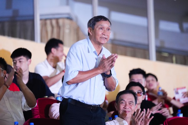 CLB CAHN có bước đi quan trọng, Quang Hải cùng Nguyễn Filip rạng rỡ có mặt CLB CAHN có bước đi quan trọng, Quang Hải cùng Nguyễn Filip rạng rỡ có mặt