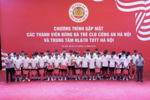 CLB CAHN ra mắt tuyến trẻ: Từ U.9 đến U.21, nhiều 'ngọc quý' chờ mài giũa