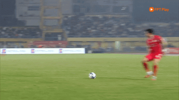 CLB CAHN thắng hoàn hảo dù vắng HLV Polking, Ninh Bình thua ngược đau đớn: Cuộc đua vô địch cực nóng