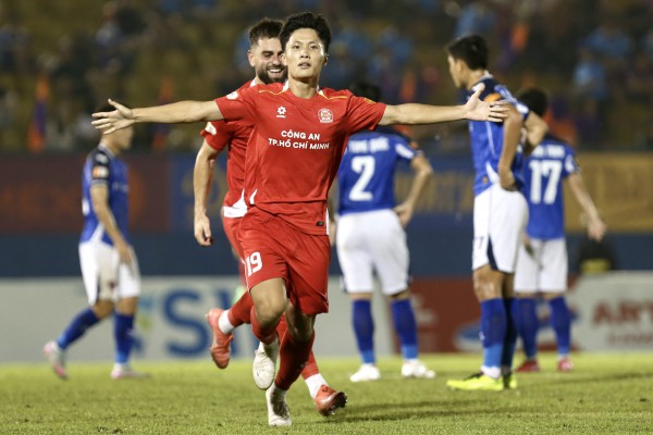 CLB Công an TP.HCM cùng HLV Huỳnh Đức gây bất ngờ trên bảng xếp hạng V-League? CLB Công an TP.HCM cùng HLV Huỳnh Đức gây bất ngờ trên bảng xếp hạng V-League?